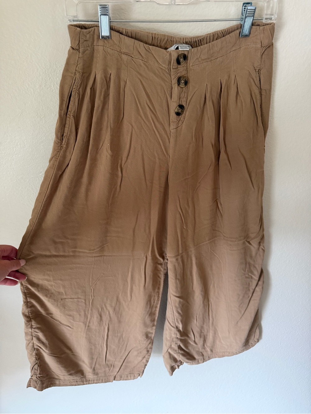 Relaxed Wide Leg Pants in Tan